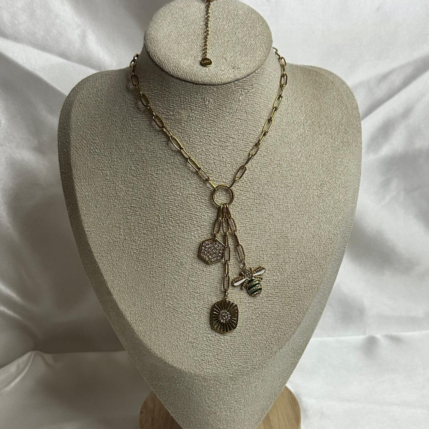 Collana lunga con api  in acciaio inossidabile