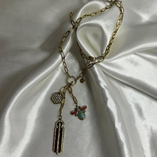 Collana lunga con api e bab mansour in acciaio inossidabile