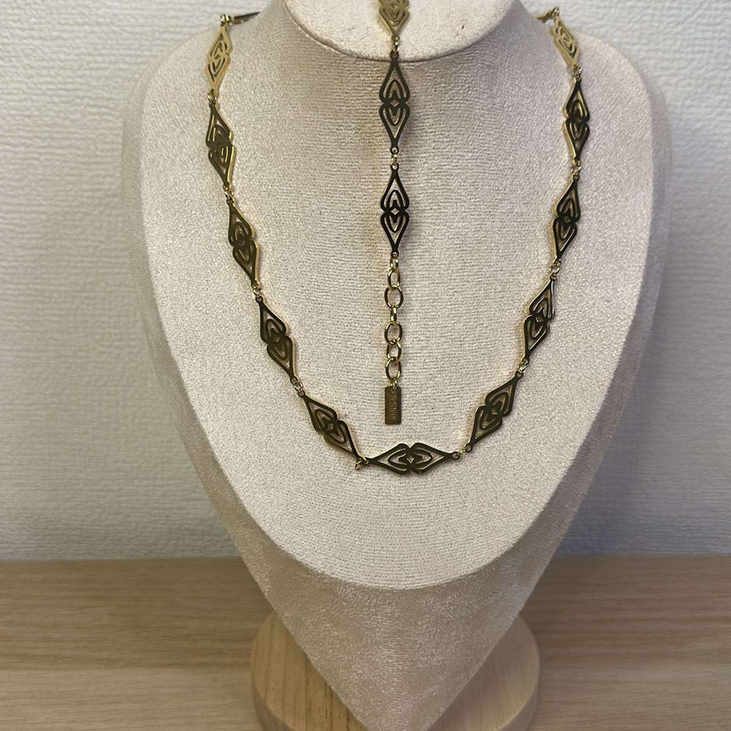 Collana con catena a maglie losanga in acciaio inox