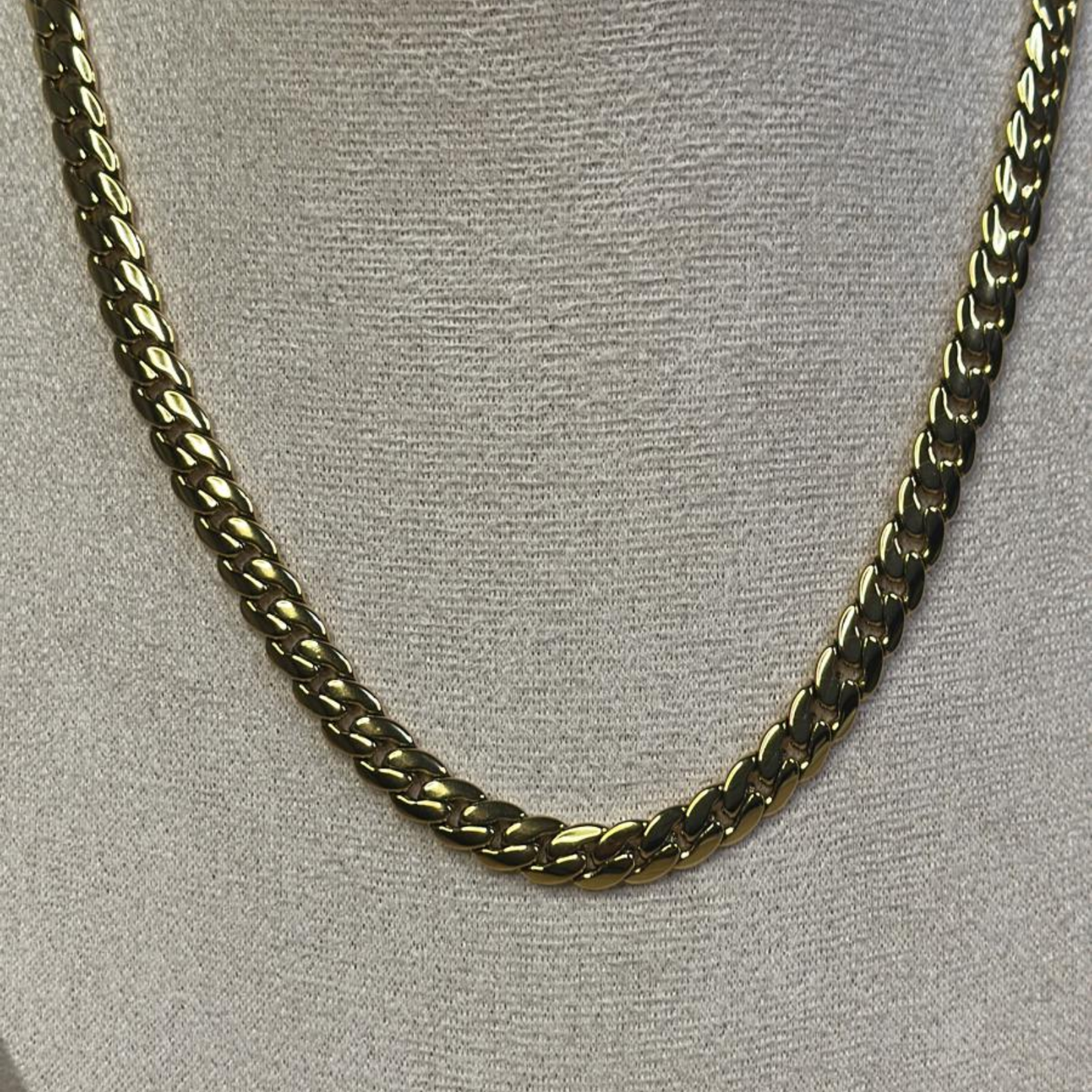 Collana a catena fine in acciaio inox